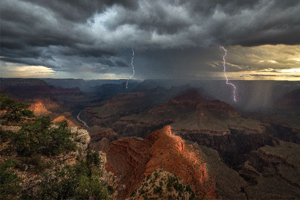 Mohave Point Gewitter von John W Dodson