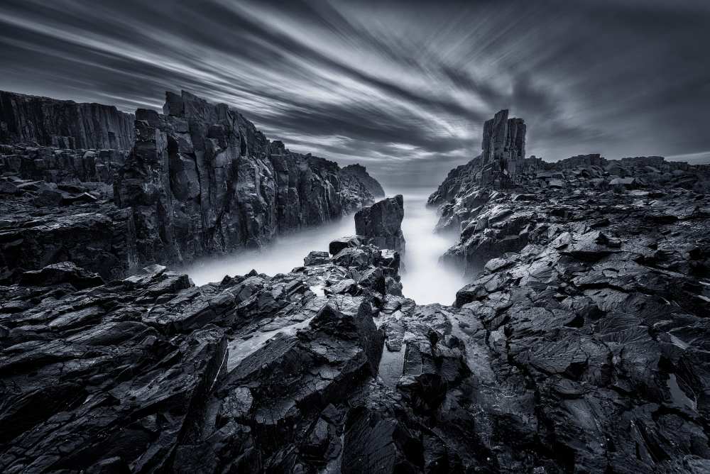 Iron World von Joshua Zhang