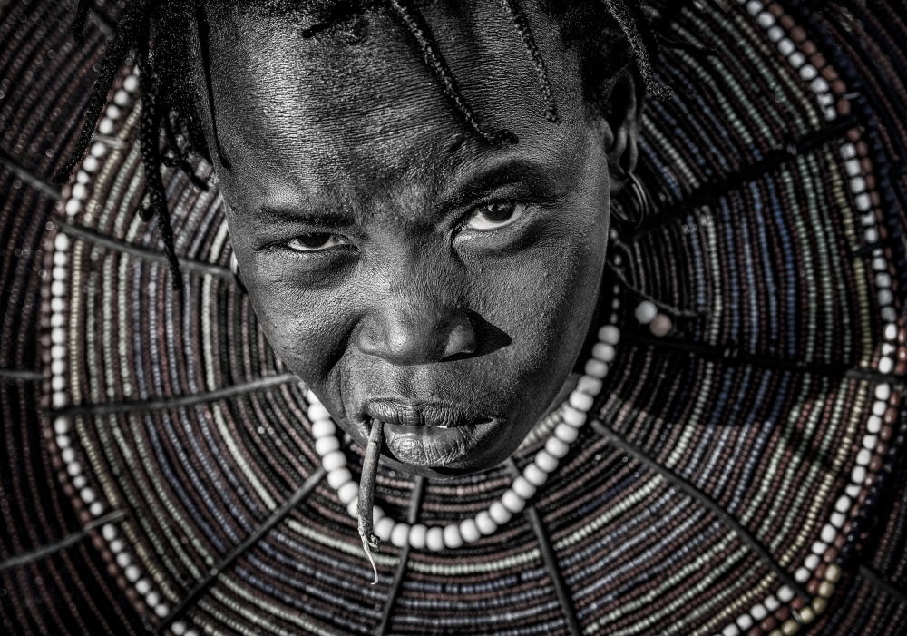 Pokot tribe woman - Kenya von Joxe Inazio Kuesta Garmendia