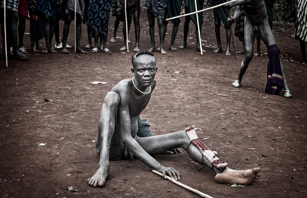 Defeated in the donga fight - Ethiopia von Joxe Inazio Kuesta Garmendia