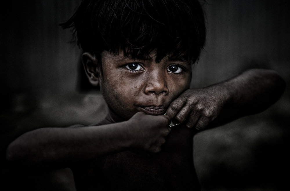 Rohingya refugee child - Bangladesh von Joxe Inazio Kuesta Garmendia