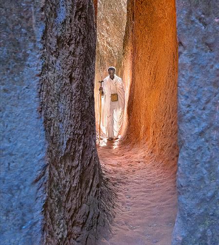 ROAD TO PRAYER IN LALIBELA