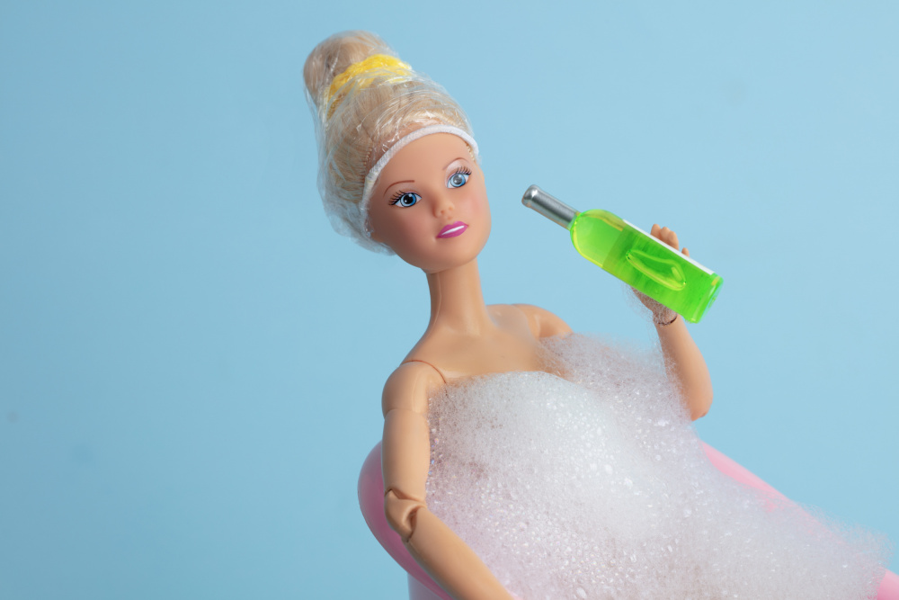 Tired Doll von Julia Ramiro