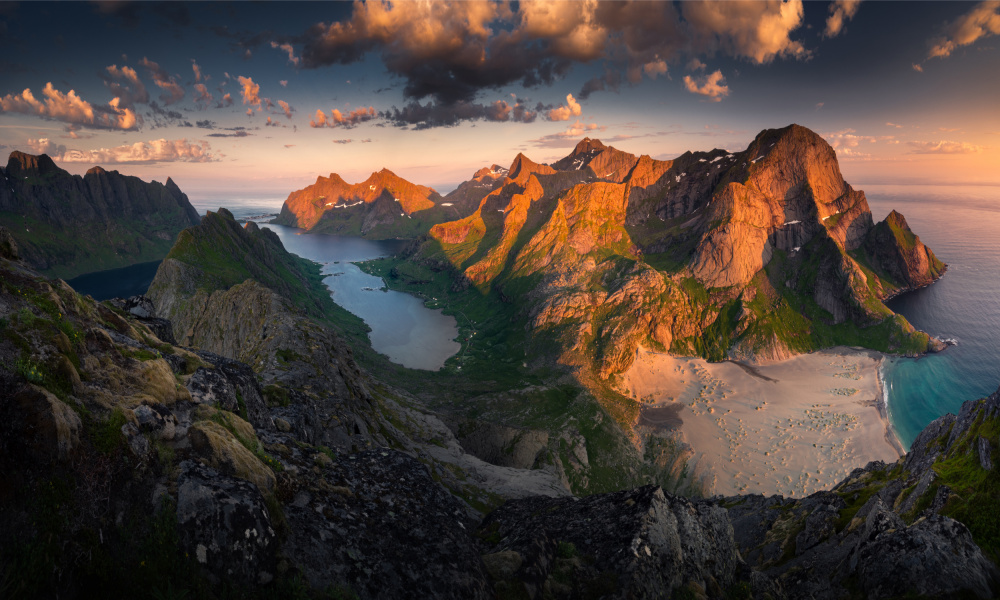 Helvetestinden von Karol Nienartowicz
