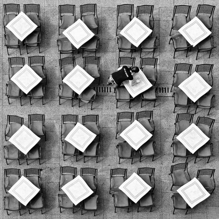 On the job von Katarina Vuckovic