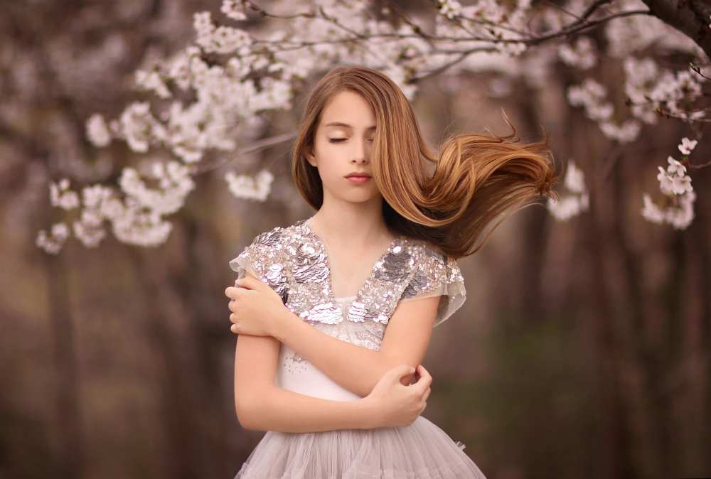 swoosh von Katie Andelman