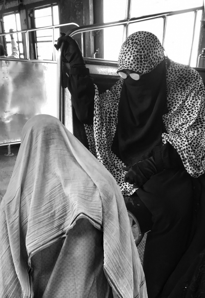 Keep watch von Kaushik Dolui