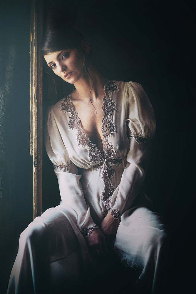 Out of the shadows... von Kenp