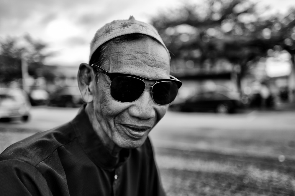 Man on the Street von Kieron Long