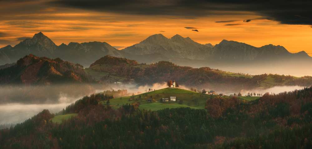 Church... von Krzysztof Browko