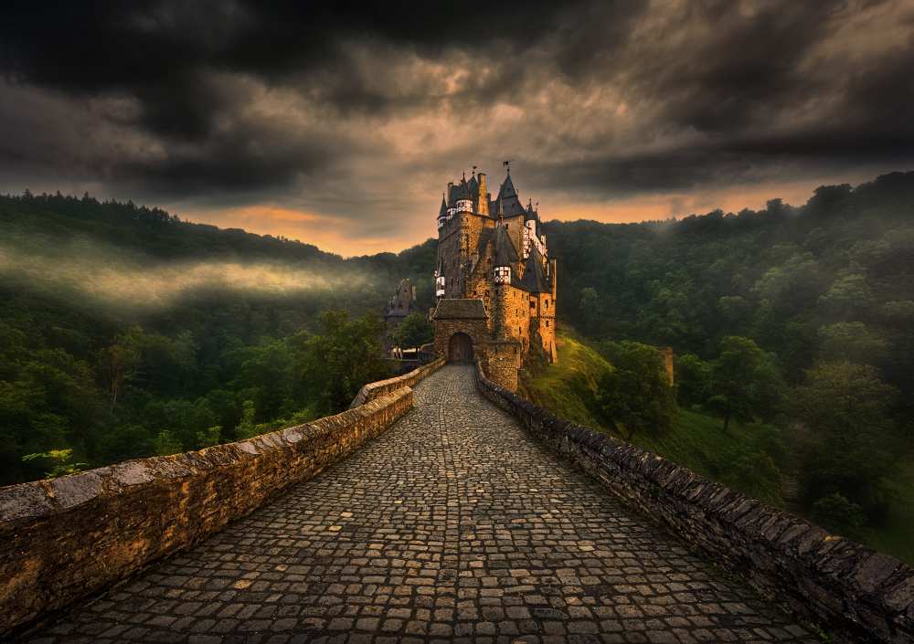 Eltz... von Krzysztof Browko