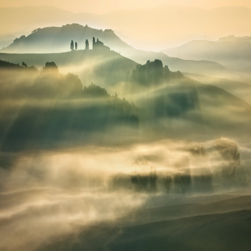 Mists... von Krzysztof Browko