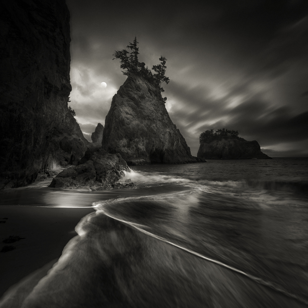 Secret Beach von Larry Deng