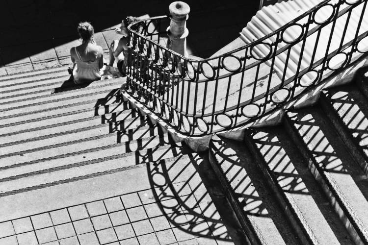 Confidential Stairs von Laura Mexia