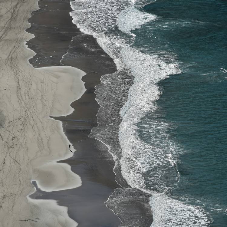 Running waves von Lex Molenaar