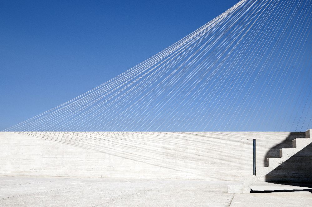 Fäden und Schatten von Linda Wride