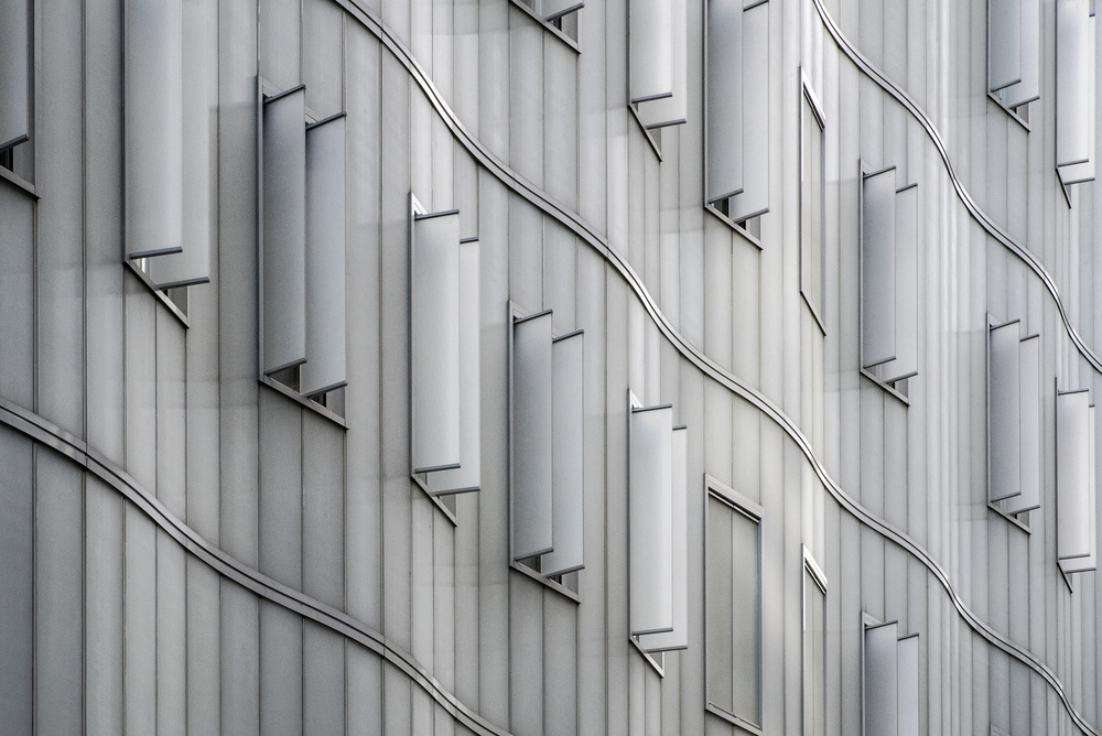 Facade waves von Linda Wride