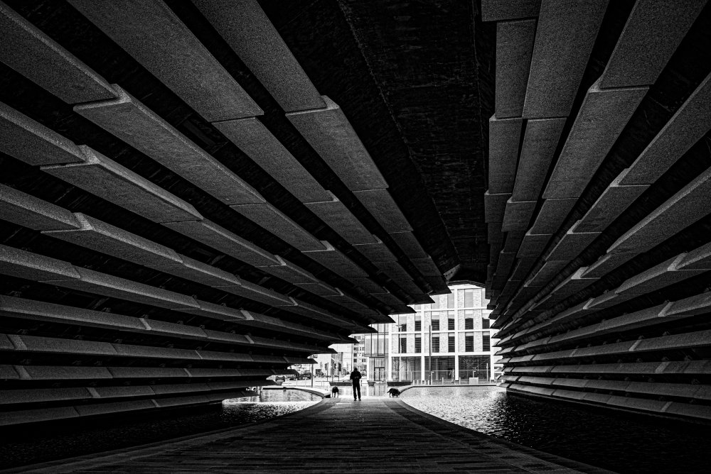 light at the end of the tunnel von Linda Wride