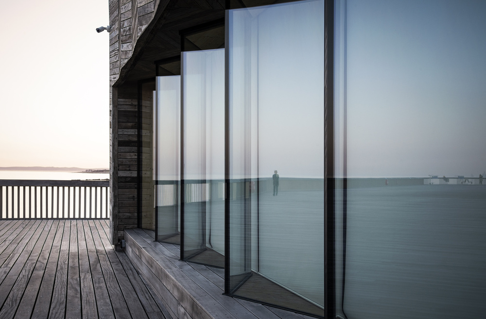 Pier reflections von Linda Wride