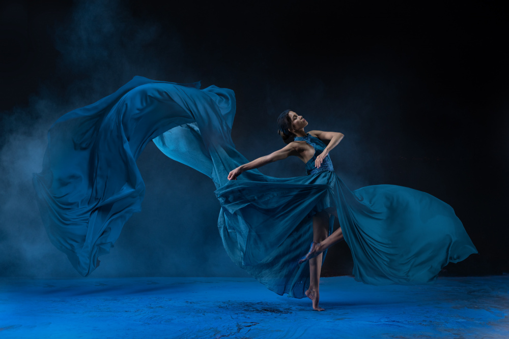 Ballerina on Bluish Wardrobe von Lisdiyanto Suhardjo