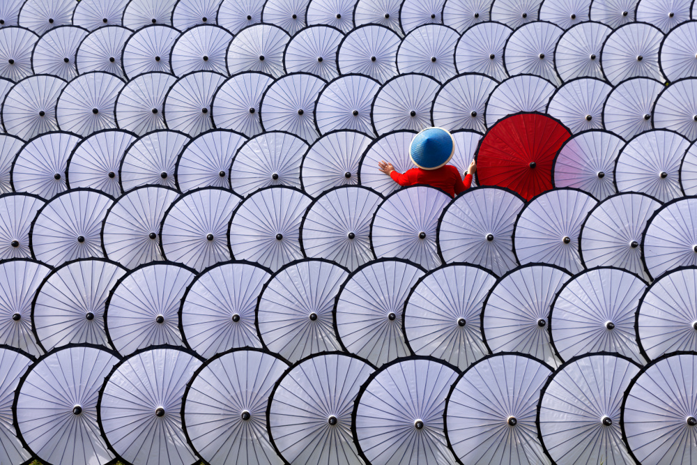Dare to be different von Lisdiyanto Suhardjo