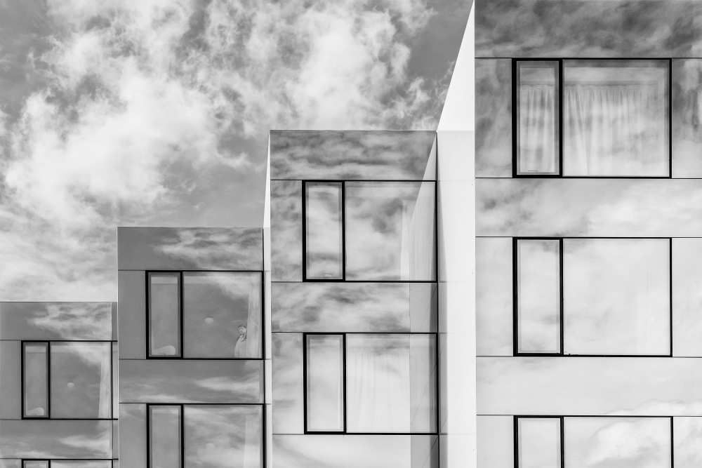Residence of the clouds von Luc Vangindertael (laGrange)