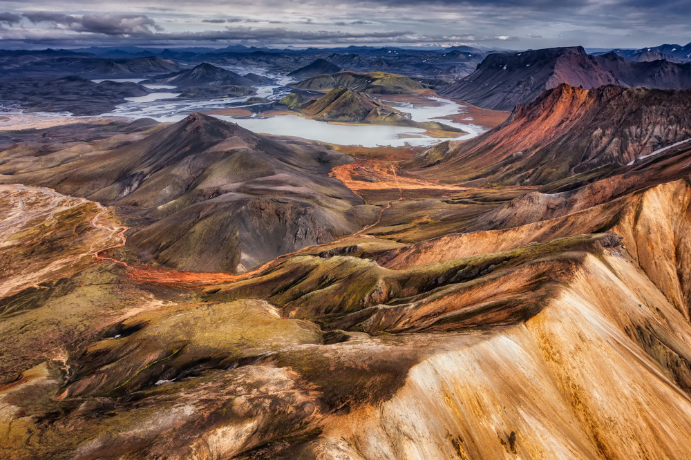 Rhyolite mountains von Luigi Ruoppolo