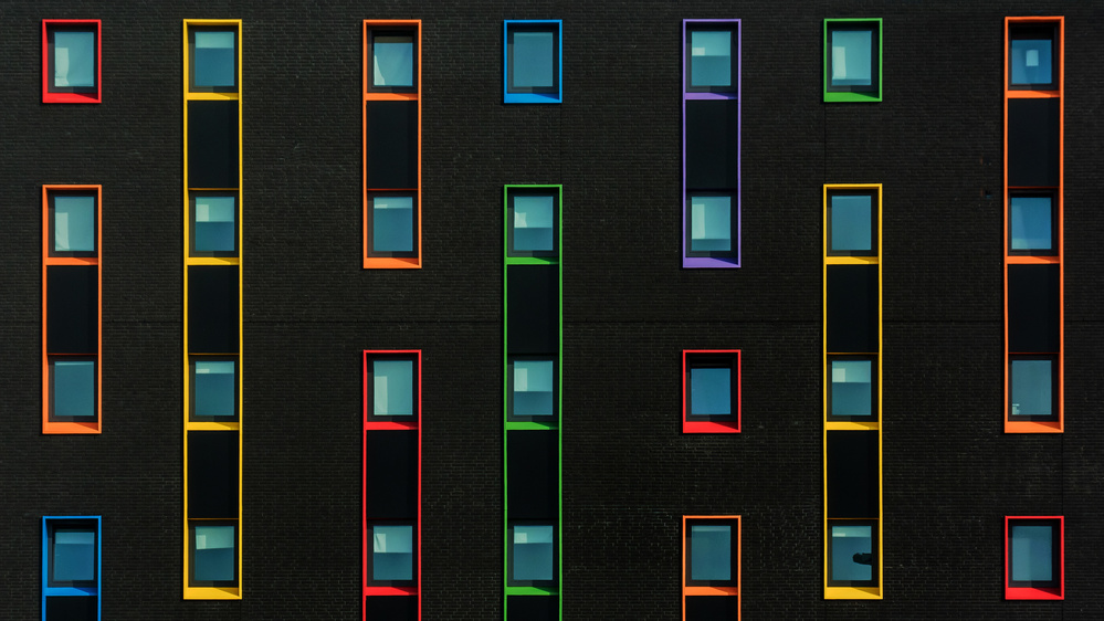 twenty eight windows von Lus Joosten
