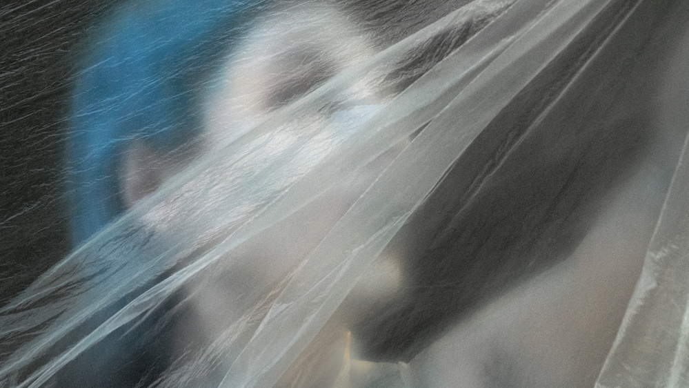 the nymph has blue hair von Lus Joosten