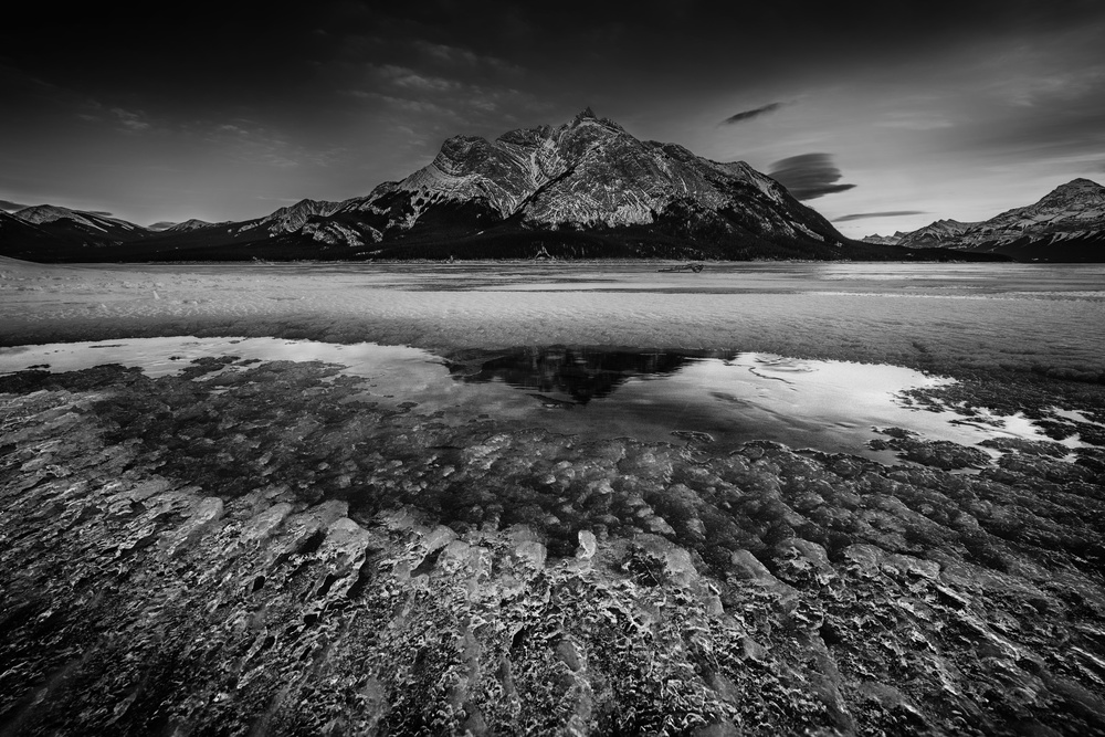 Icy Lake von Lydia Jacobs