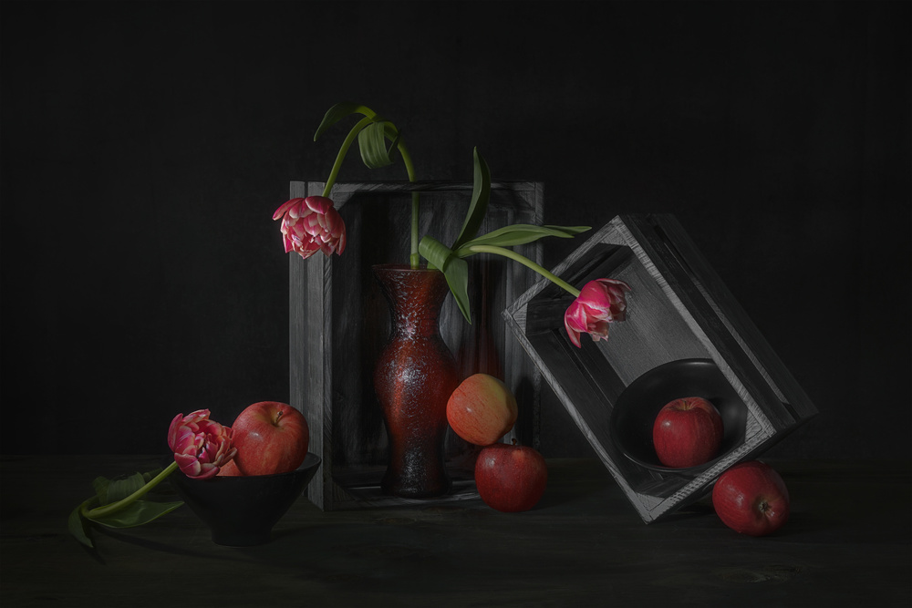 Tulip and Apple von Lydia Jacobs