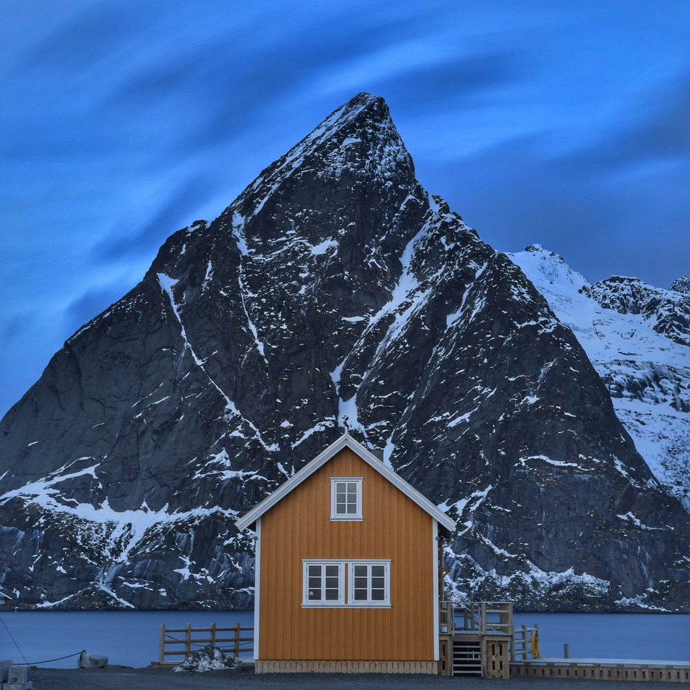 The double triangle von Marc Pelissier