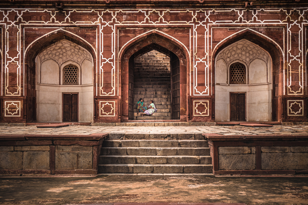 Ancient tomb von Marco Tagliarino