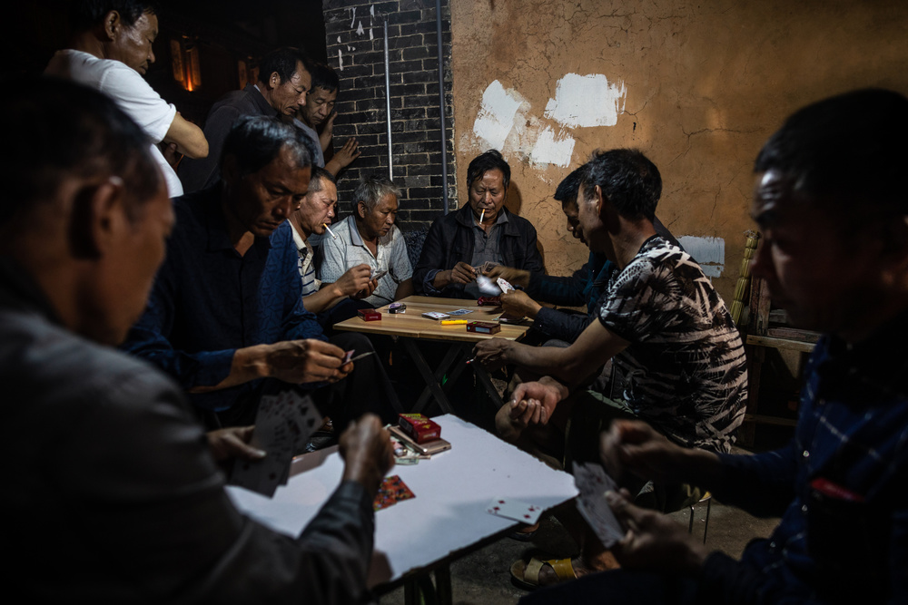 Gambling in Jianshui von Marco Tagliarino