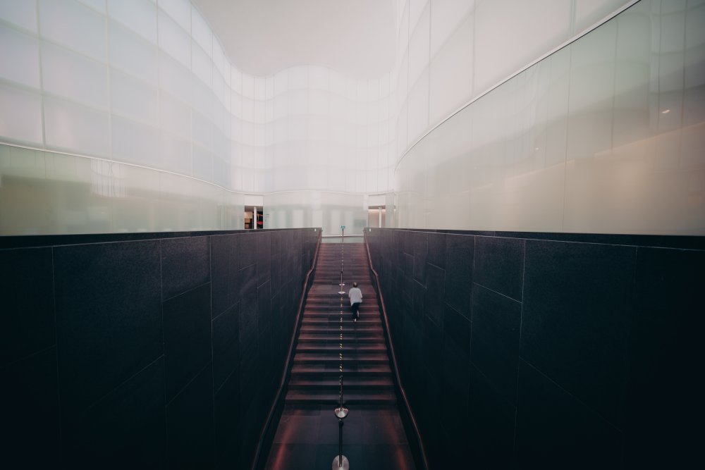 Lights and leading lines at Mudec von Marco Tagliarino