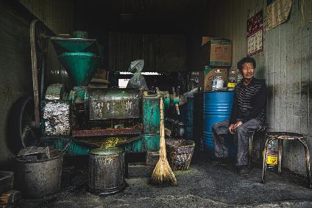 Rapeseed oil home factory