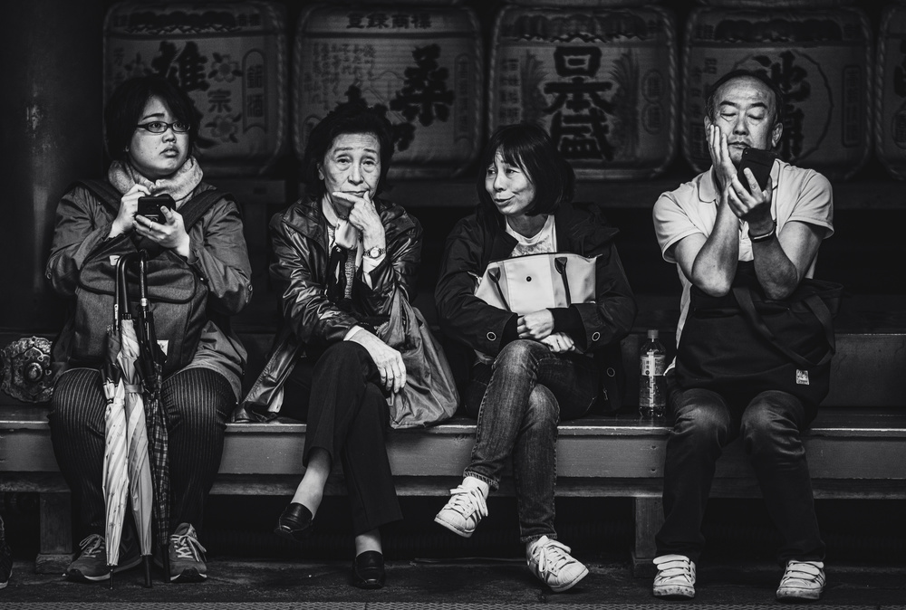 Waiting in Nikko von Marco Tagliarino