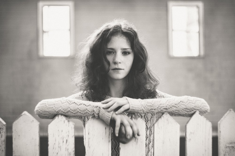 an apple von Marina Geleva