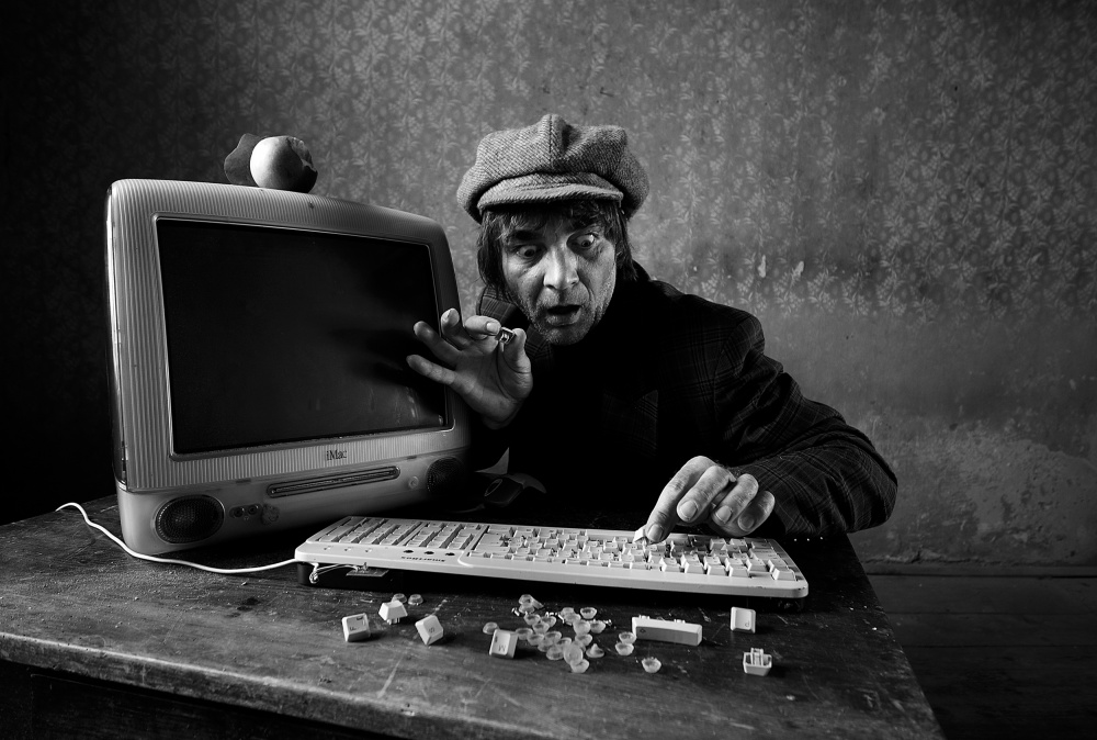 Apple of my eye! von mario grobenski - psychodaddy