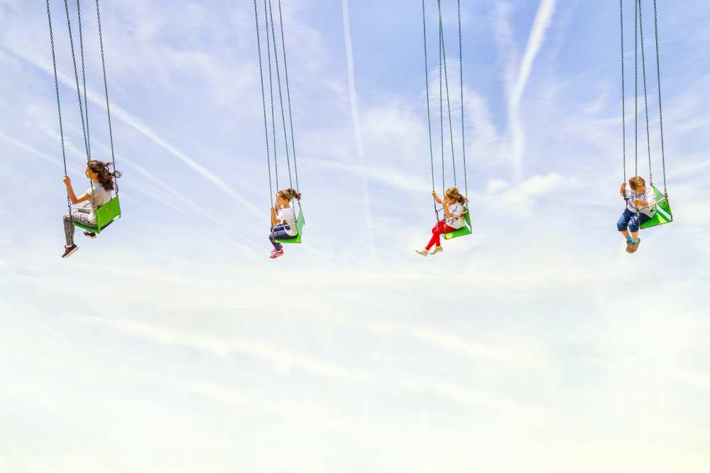 Heads in the clouds! von Marius Cinteza