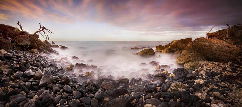 Water's Edge von Mark Yugawa