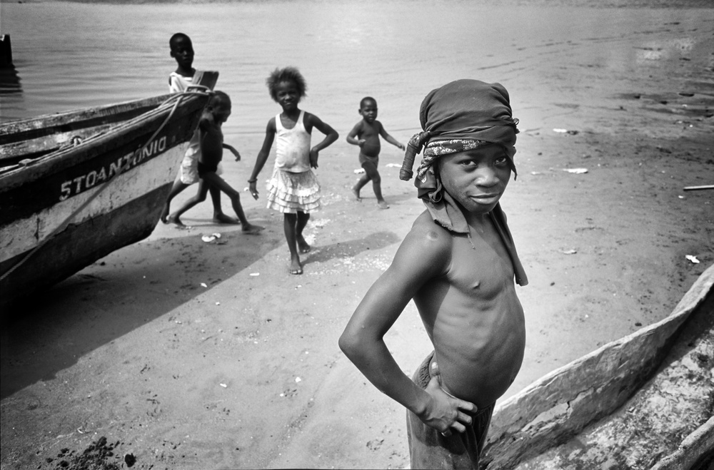 Angola - Fishermans village von Martin Froyda