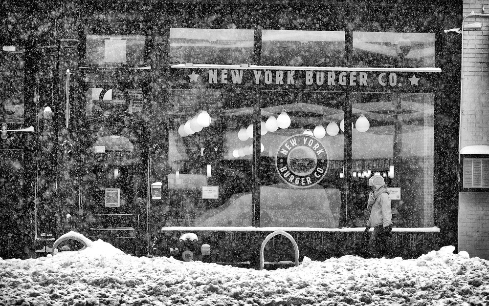 New York in Blizzard von Martin Froyda