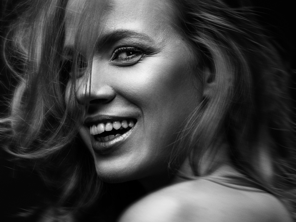 Smile [Nikoleta] von Martin Krystynek MQEP