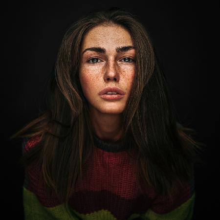 PROJECT FACES [Romana O]