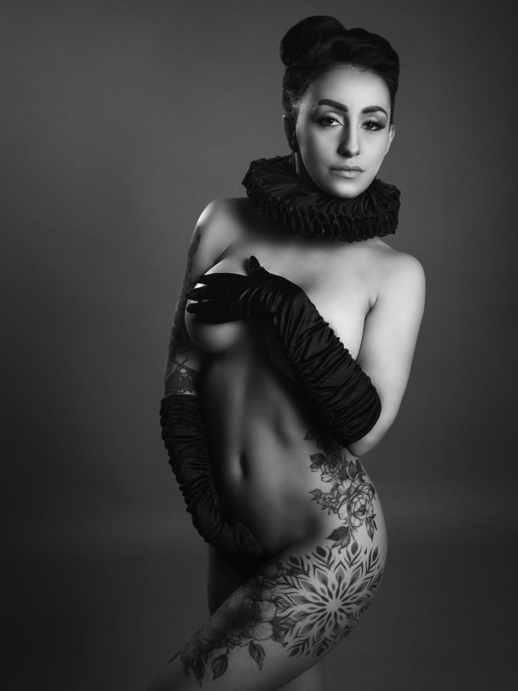 Lady in Black von Martin Lee