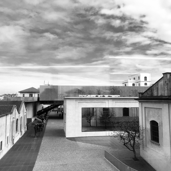 Prada Foundation von Mary Campbell