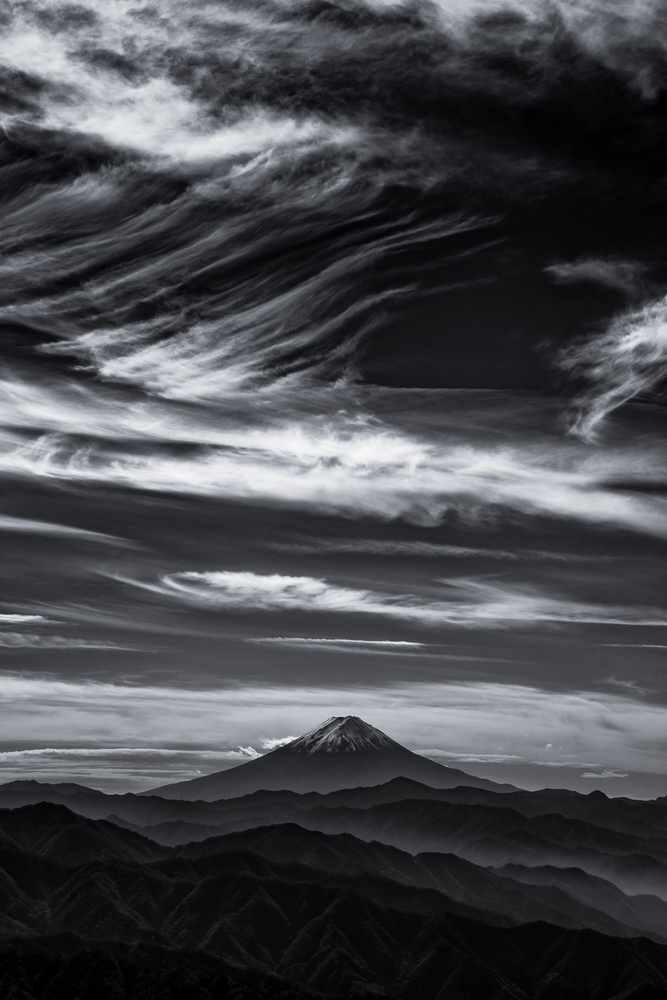 Expressive clouds and Mt.Fuji von Masayuki Nozaki
