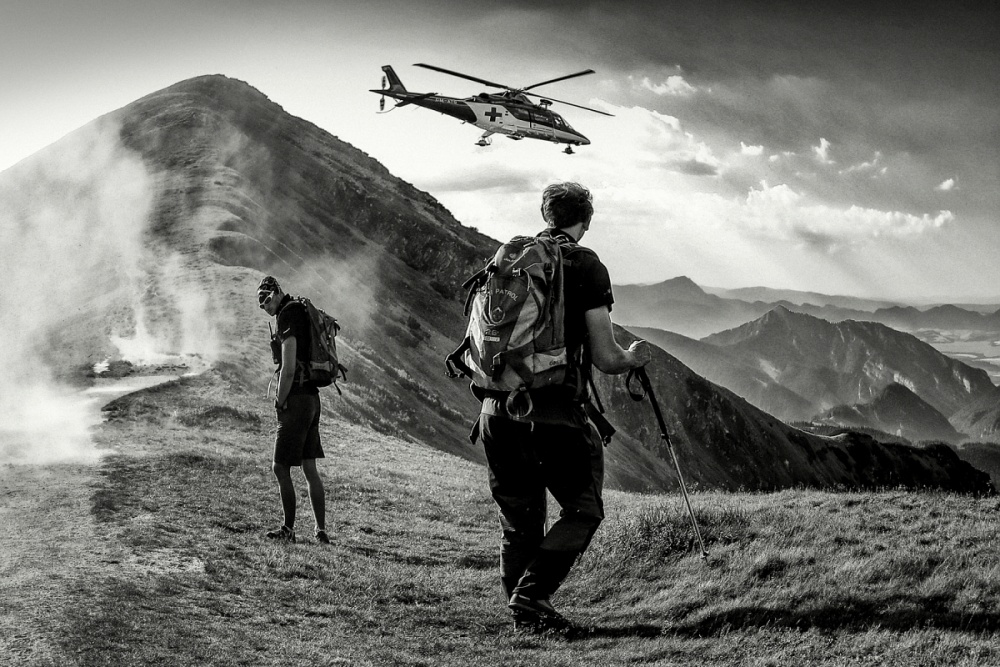 mountain rescue . . von Matej Rumansky