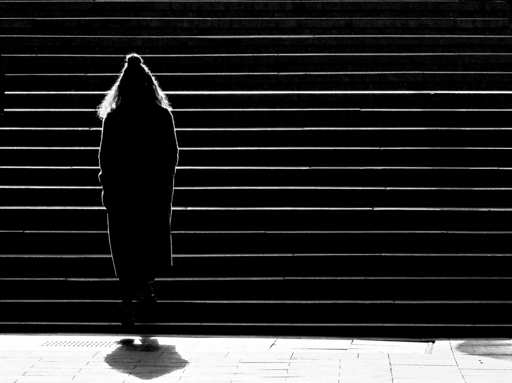 Downstairs von Maxim Makunin